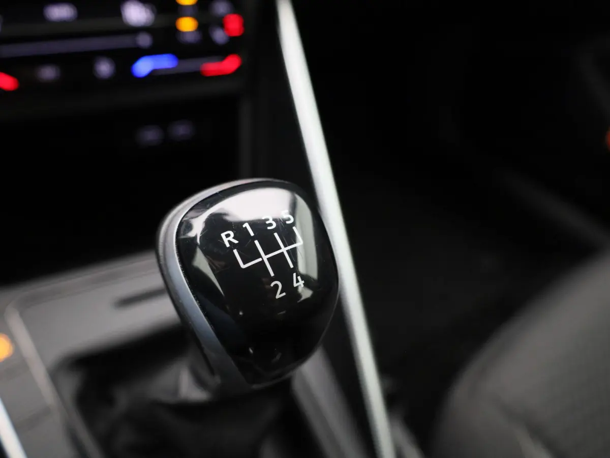 1.0 TSI Life Business 95 PK | Navigatie | Parkeersensoren | Stoelverwarming | Adaptive Cruise Control | Apple Carplay | Android Auto | Digital Cockpit Pro | Climate Control |