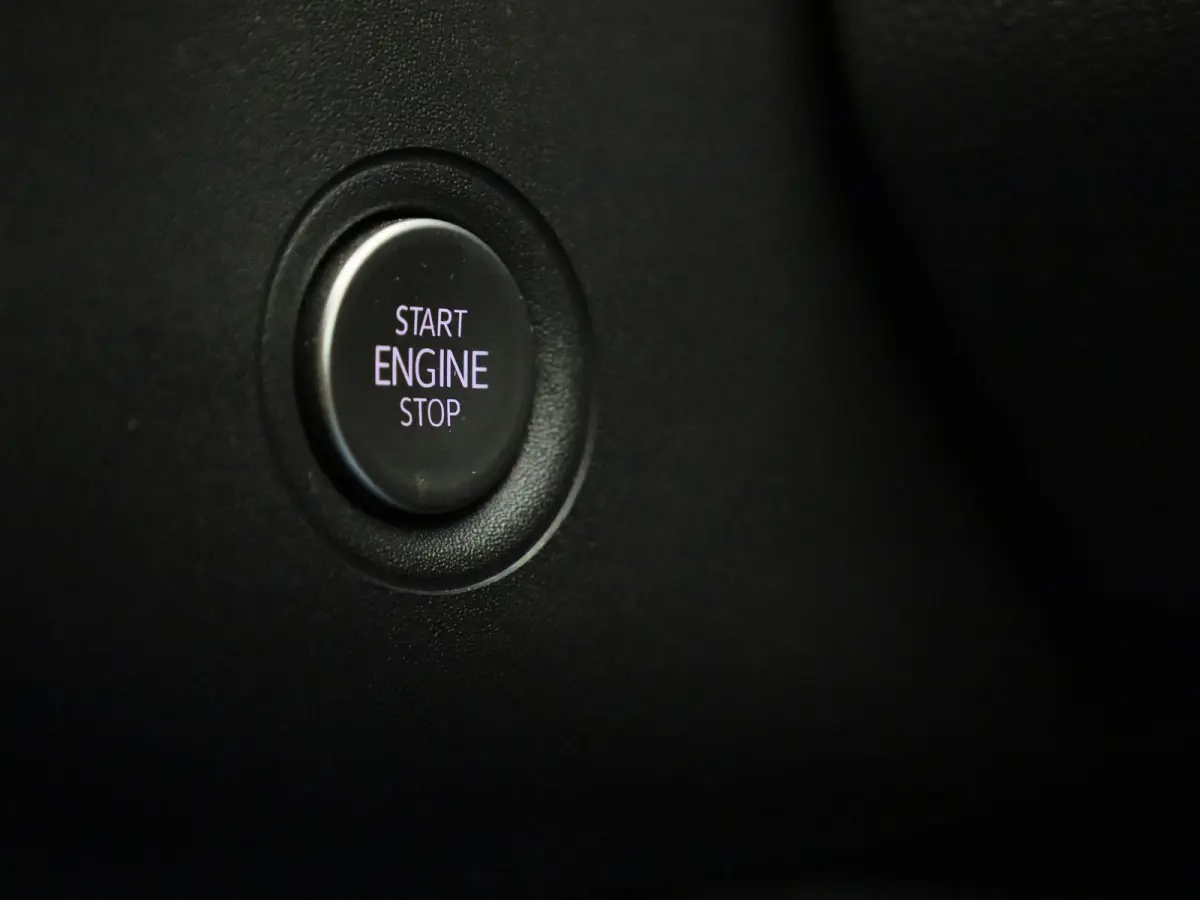 First Plus 58 kWh 204 PK | Automaat | Navigatie | Camera | Stoelverwarming | Keyless | Adaptive Cruise Control | Parkeersensoren | Apple Carplay | Android Auto | LED Matrix |