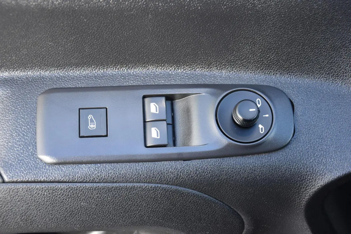 1.5D Airco Cruise Navi Apple Carplay PDC Euro 6