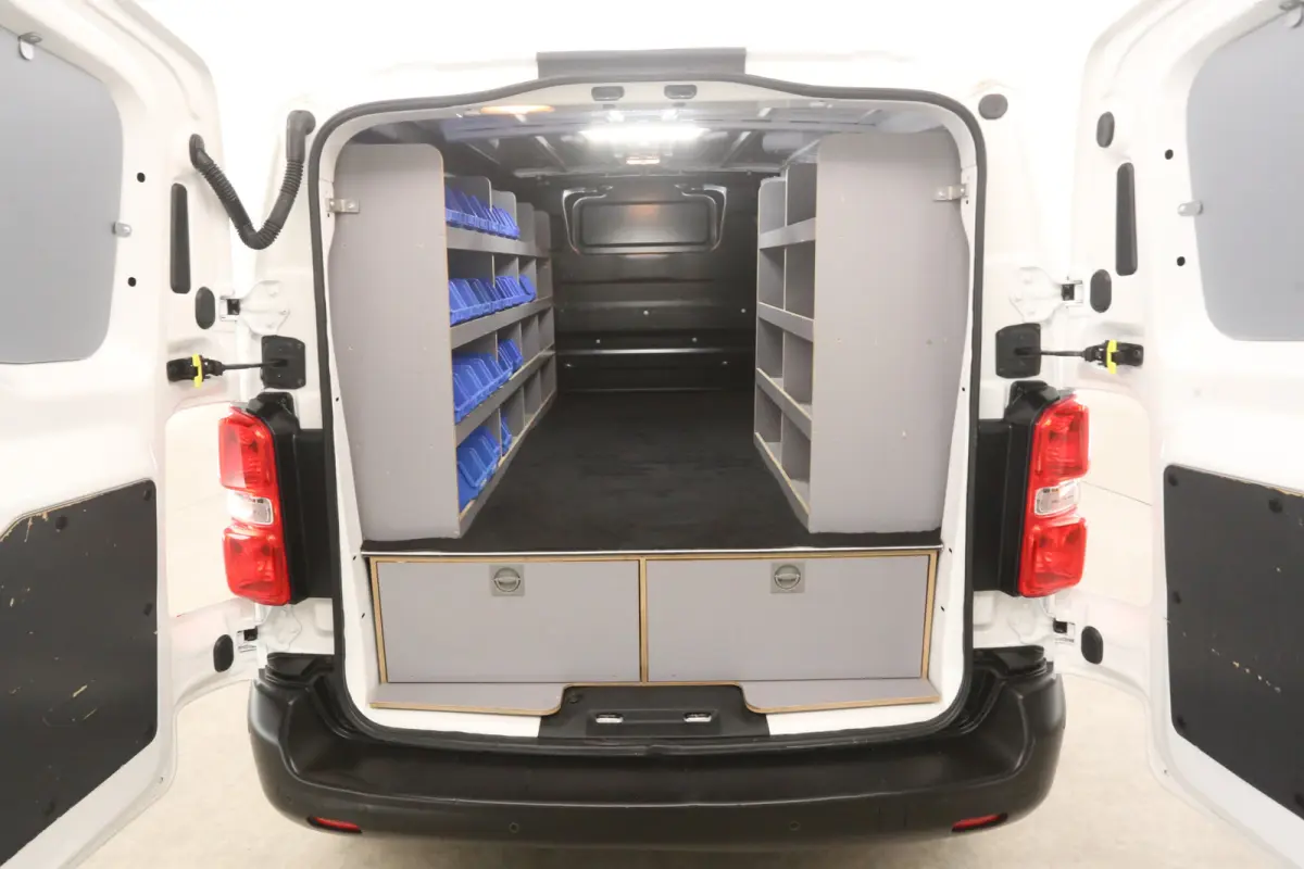 CDTI L2H1 | Airco | Cruise | 3 Zits | Parkeersens. | Kasten