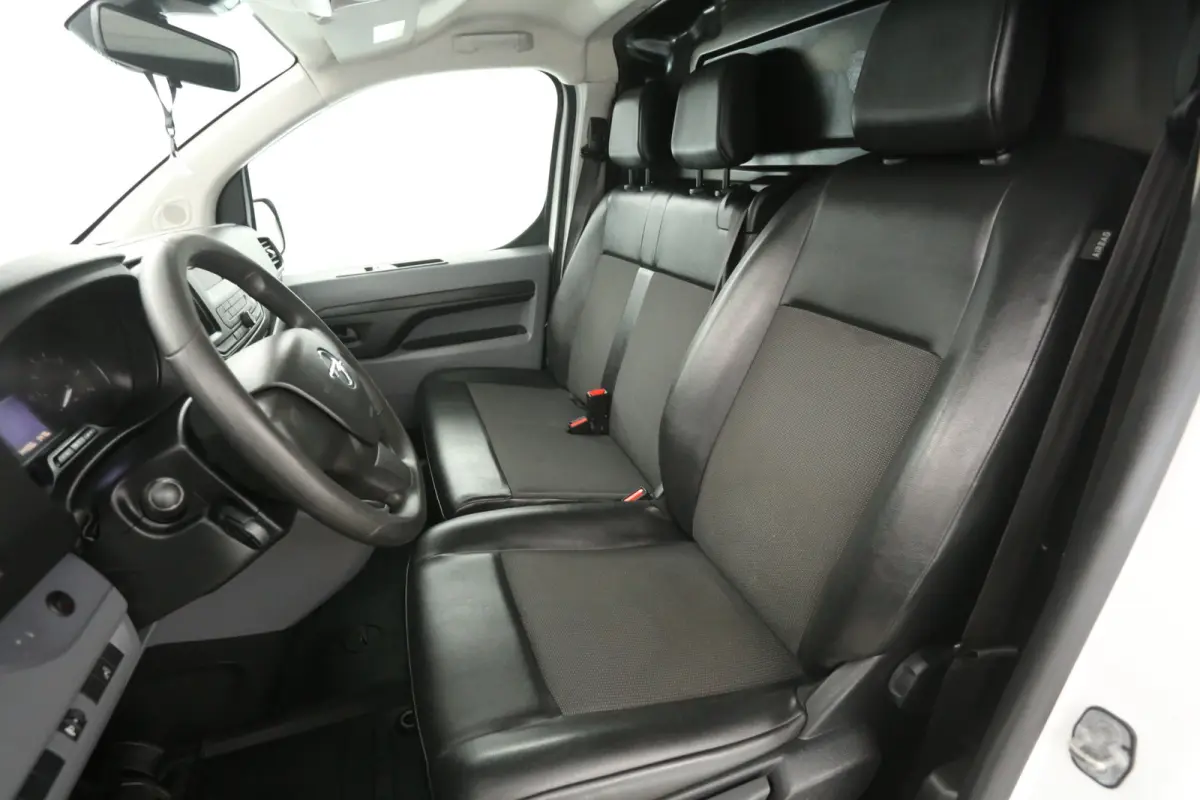 CDTI L2H1 | Airco | Cruise | 3 Zits | Parkeersens. | Kasten