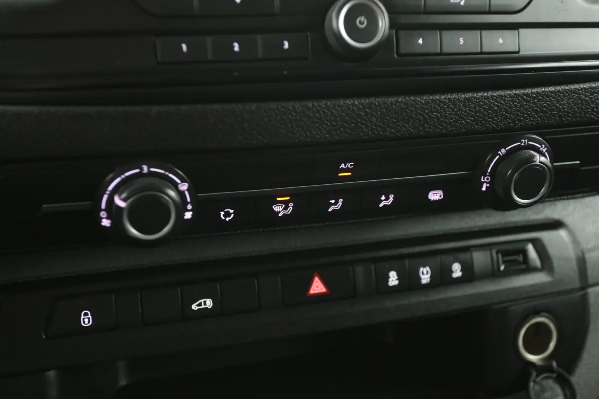 CDTI L2H1 | Airco | Cruise | 3 Zits | Parkeersens. | Kasten