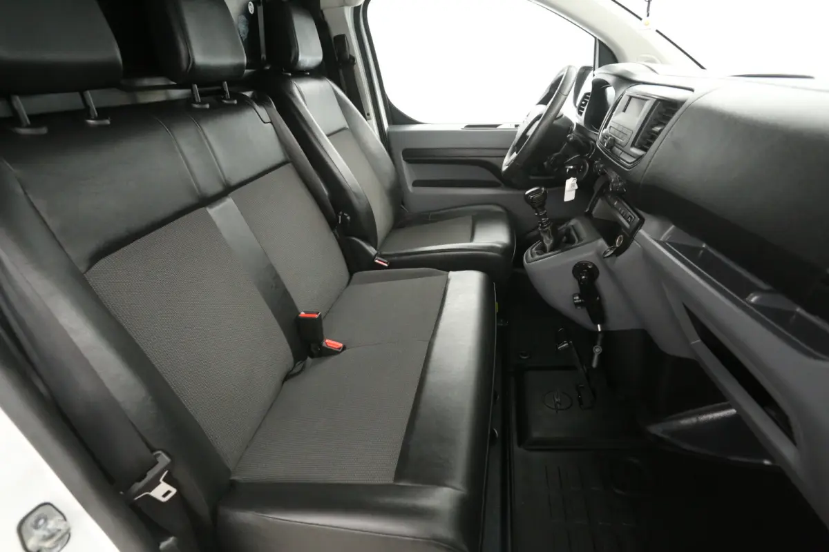 CDTI L2H1 | Airco | Cruise | 3 Zits | Parkeersens. | Kasten