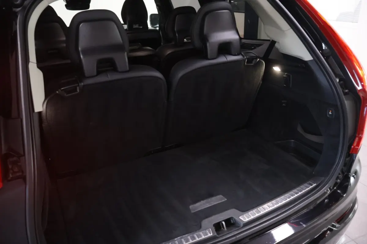 2.0 T5 AWD Momentum | Leder | Trekhaak
