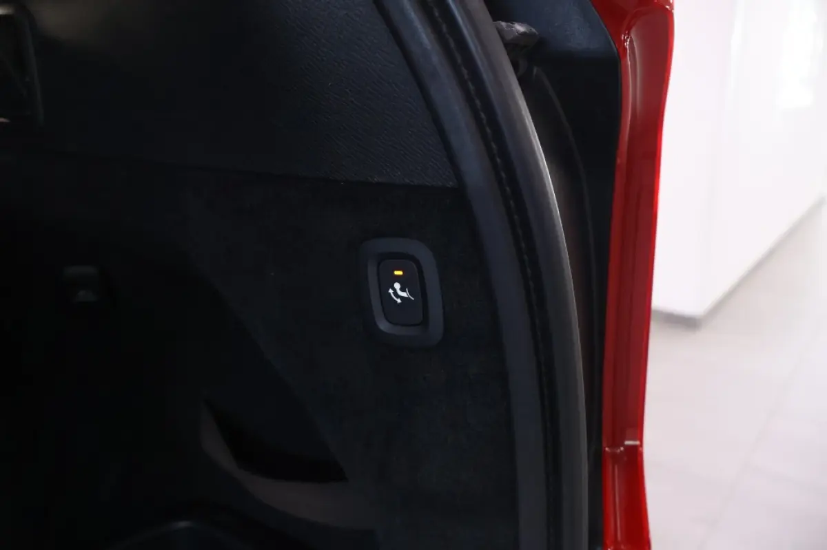 2.0 T5 AWD Momentum | Leder | Trekhaak