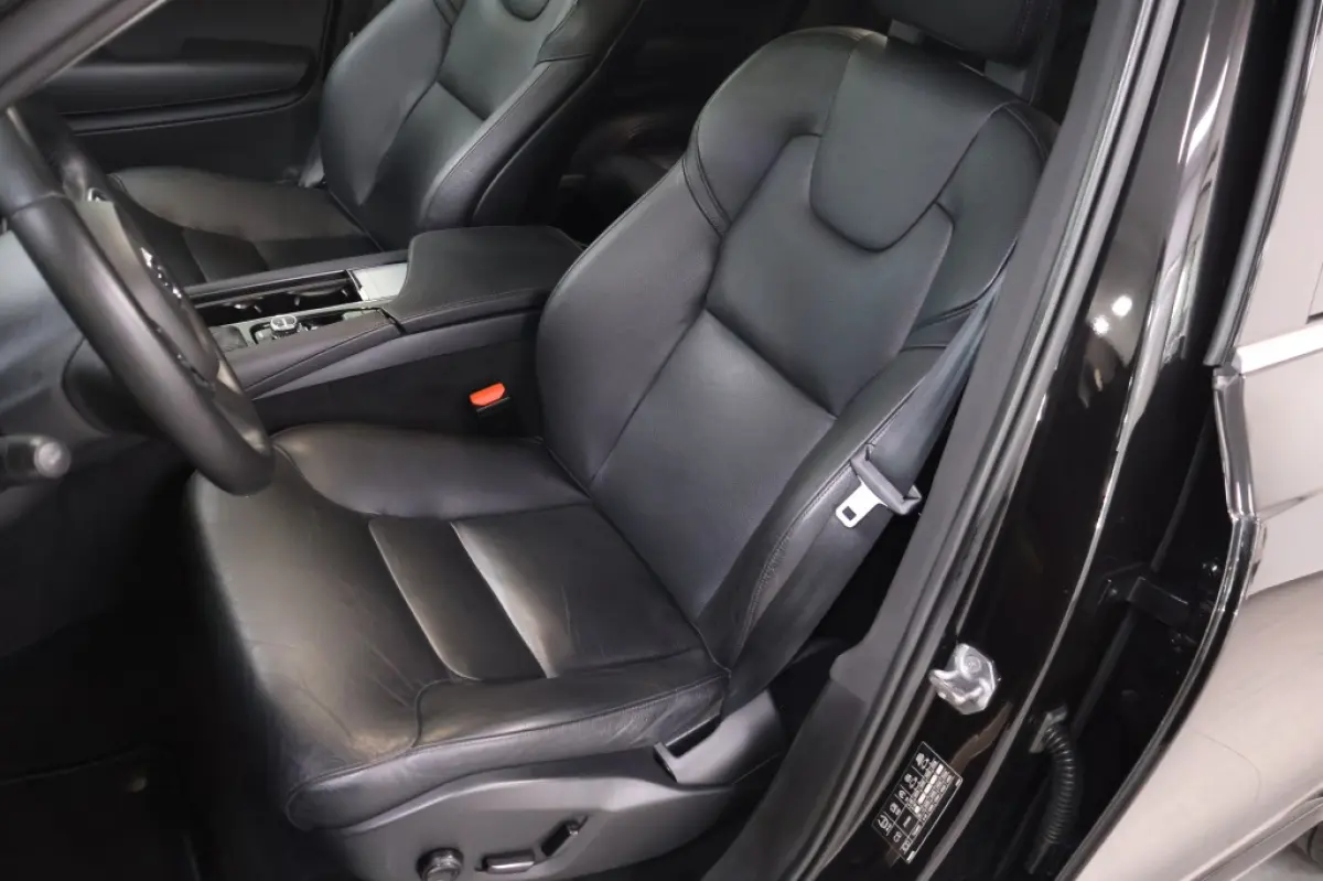 2.0 T5 AWD Momentum | Leder | Trekhaak