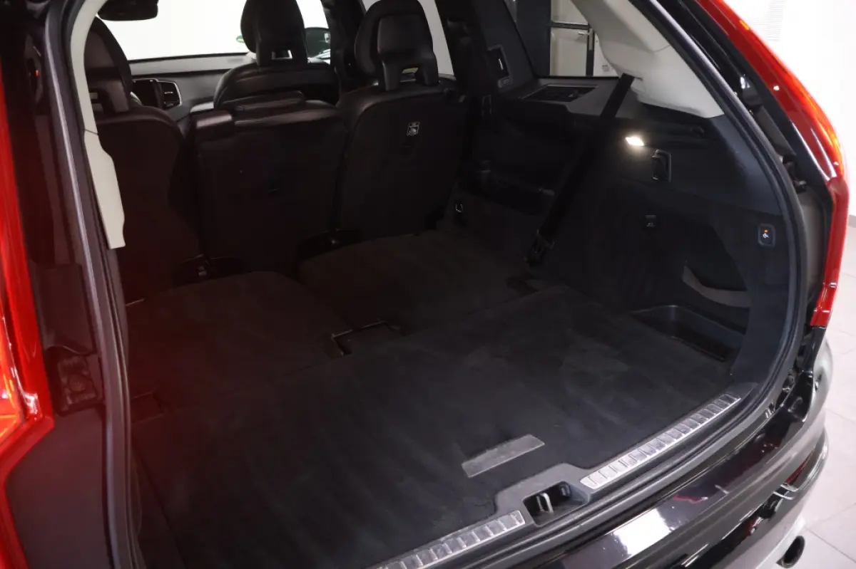 2.0 T5 AWD Momentum | Leder | Trekhaak