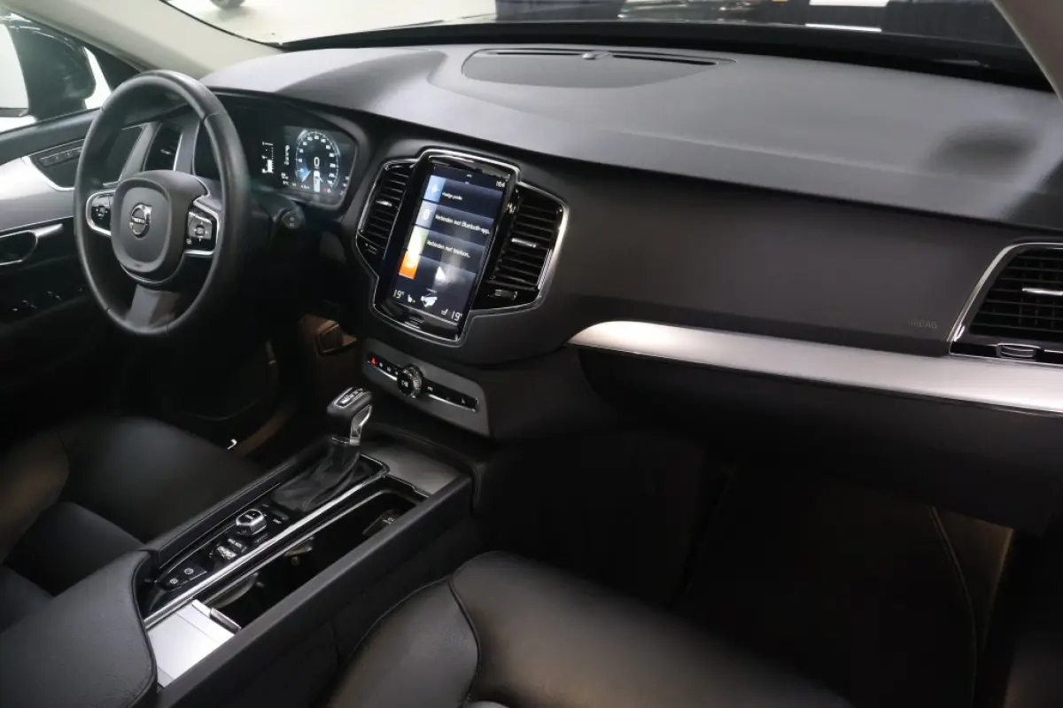 2.0 T5 AWD Momentum | Leder | Trekhaak