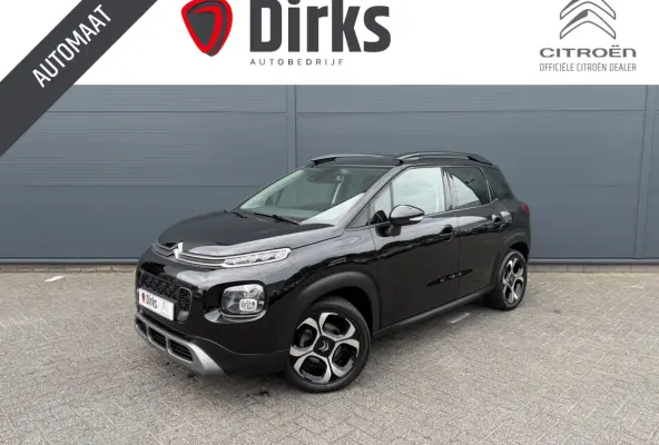 110pk Shine (Trekhaak - Camera - Parkeersensoren V+A - Automatische Airco - Navigatie - Apple Carplay)