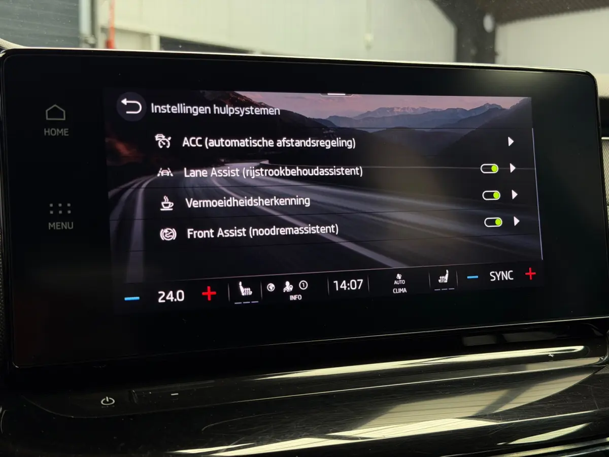 1.5 e-TSI CarPlay Camera