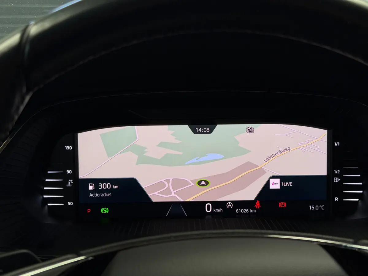 1.5 e-TSI CarPlay Camera