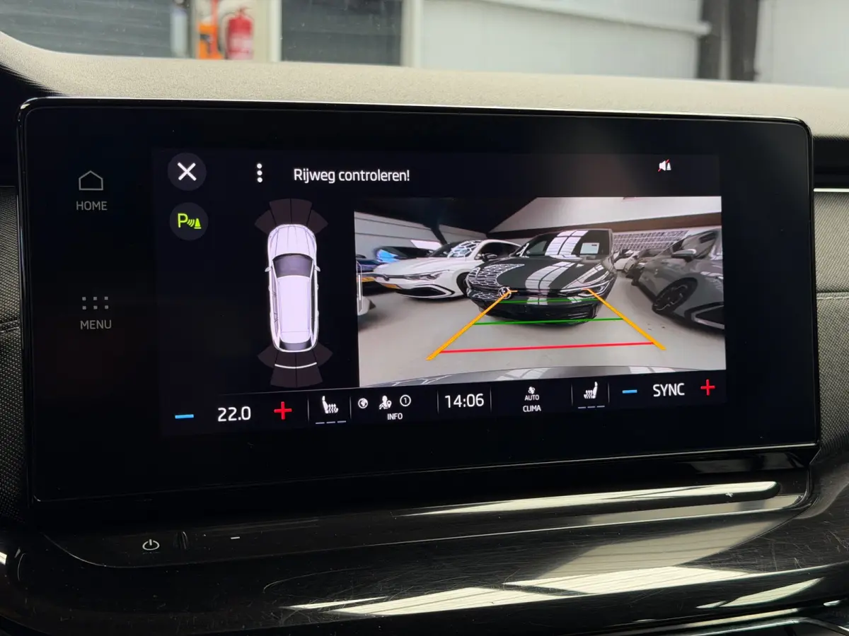1.5 e-TSI CarPlay Camera
