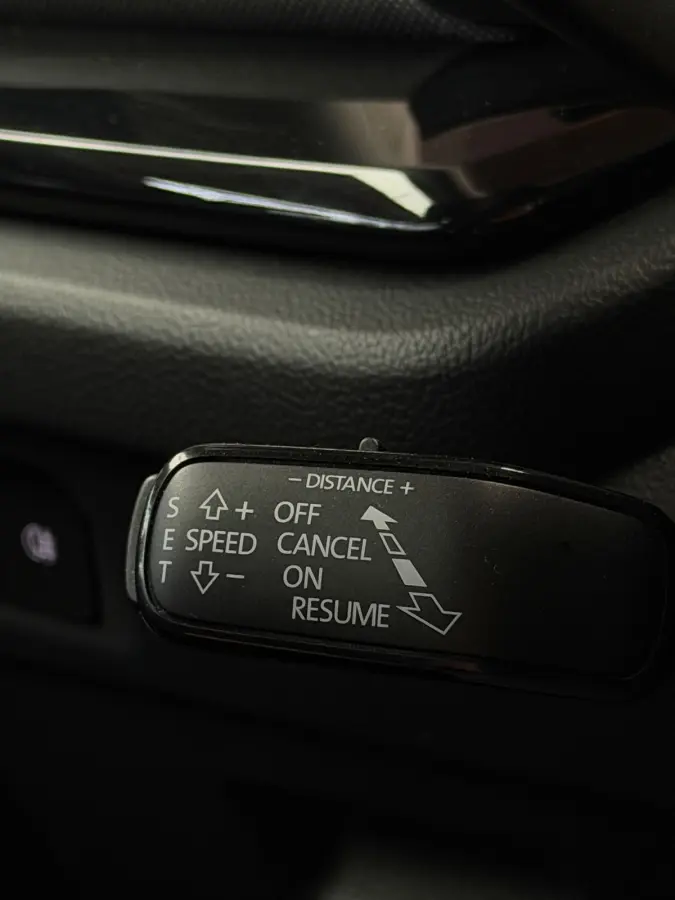 1.5 e-TSI CarPlay Camera