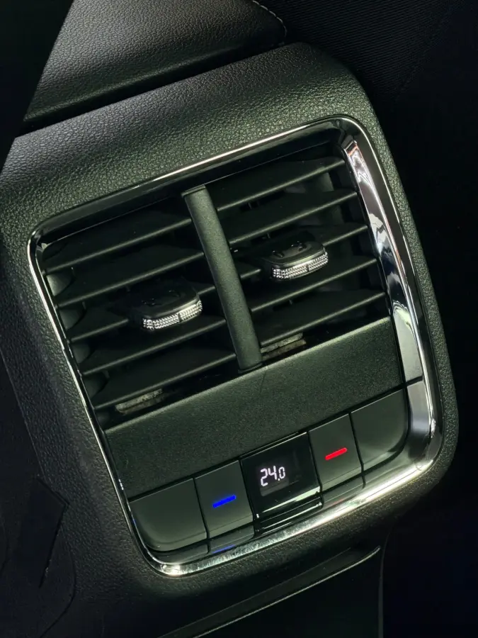 1.5 e-TSI CarPlay Camera