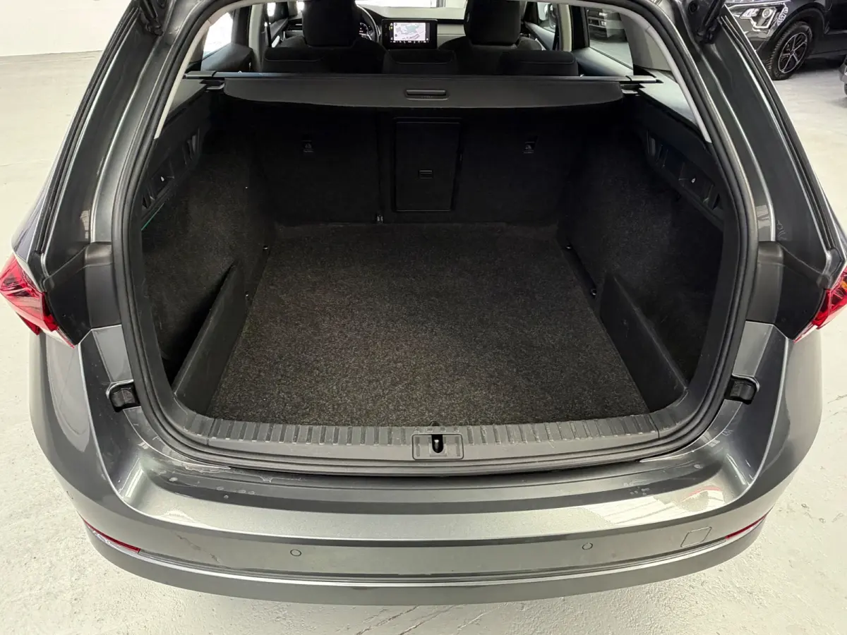 1.5 e-TSI CarPlay Camera