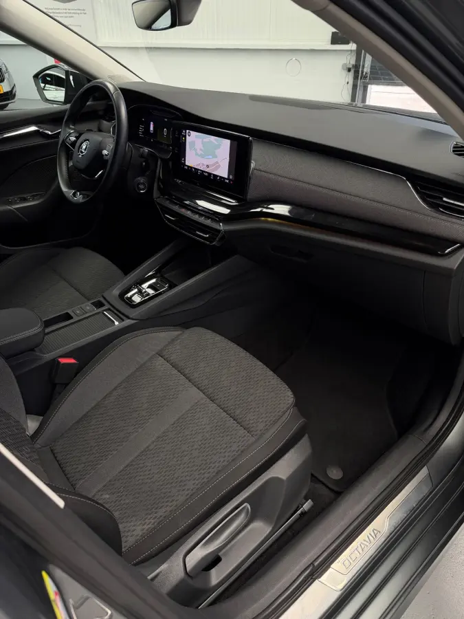 1.5 e-TSI CarPlay Camera