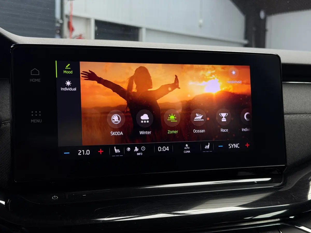 1.5 e-TSI CarPlay Camera