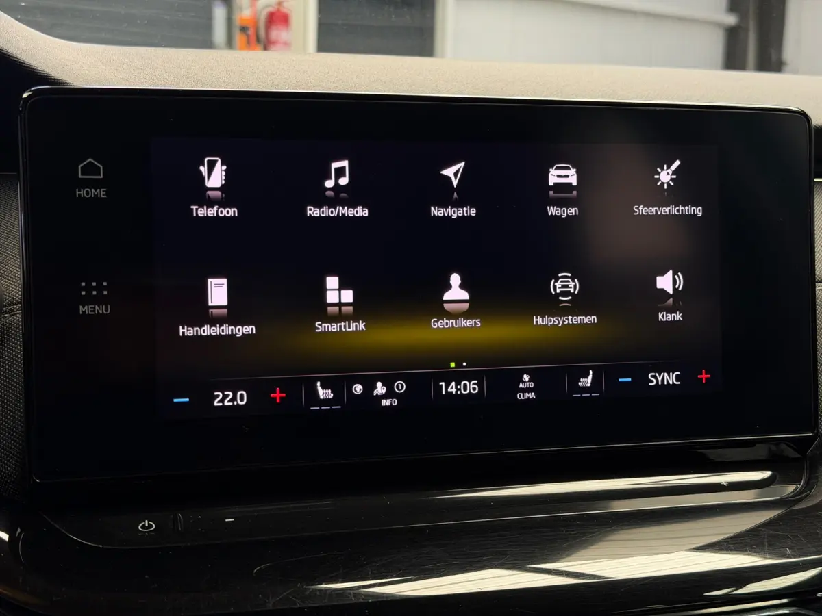 1.5 e-TSI CarPlay Camera