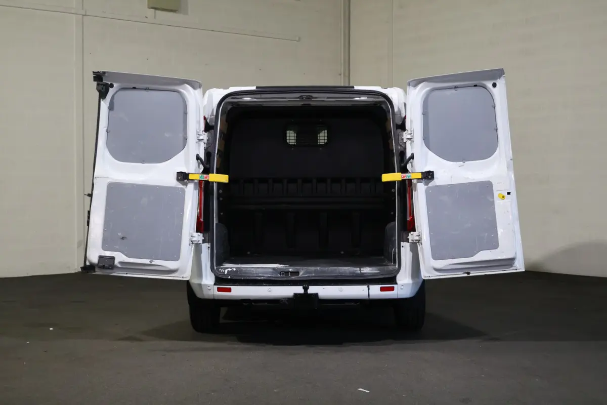 2.0 TDCI L2H1 Limited DC Automaat Airco Trekhaak