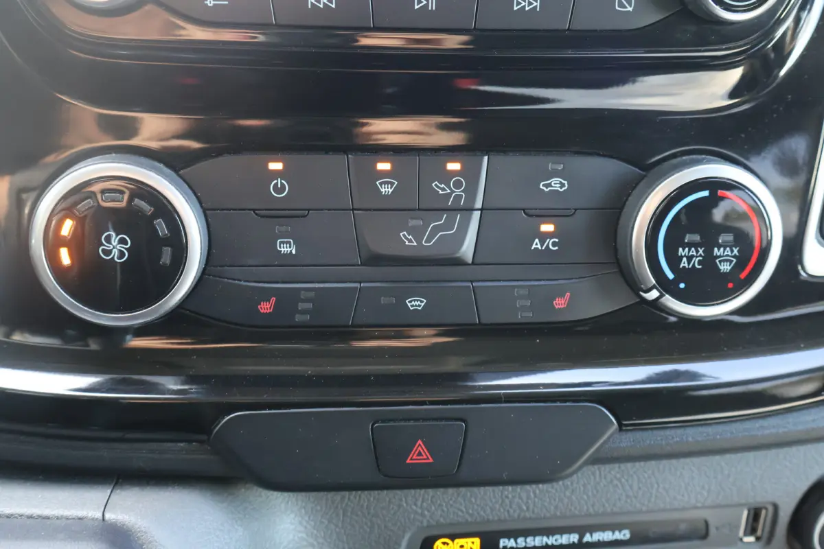 2.0 TDCI L2H1 Limited DC Automaat Airco Trekhaak