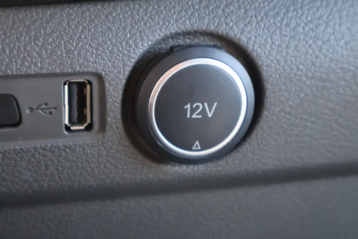 2.0 TDCI L2H1 Limited DC Automaat Airco Trekhaak