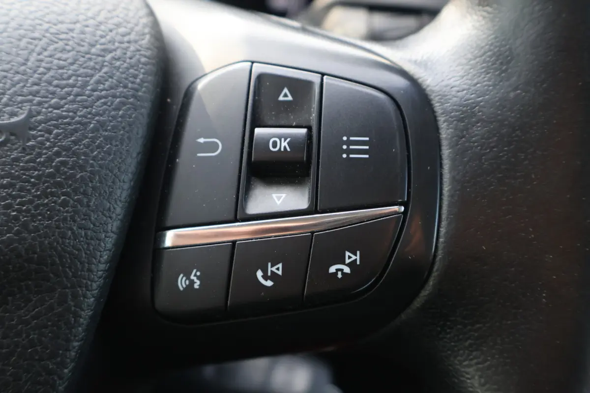 2.0 TDCI L2H1 Limited DC Automaat Airco Trekhaak
