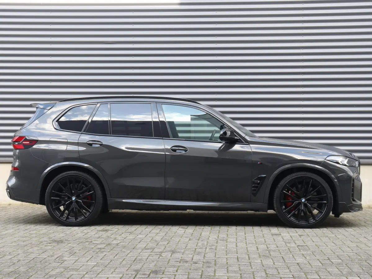 xDrive50e | SoH 100% | M Sportpakket Pro | Panodak | Trekhaak | Driving Assistant Prof. | M Multifunctionele Stoelen | Harman Kardon | Stoelmassage | Soft Close | M-Performance | 22'' LMV