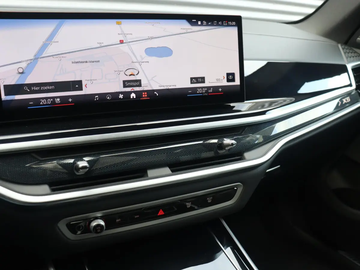 xDrive50e | SoH 100% | M Sportpakket Pro | Panodak | Trekhaak | Driving Assistant Prof. | M Multifunctionele Stoelen | Harman Kardon | Stoelmassage | Soft Close | M-Performance | 22'' LMV