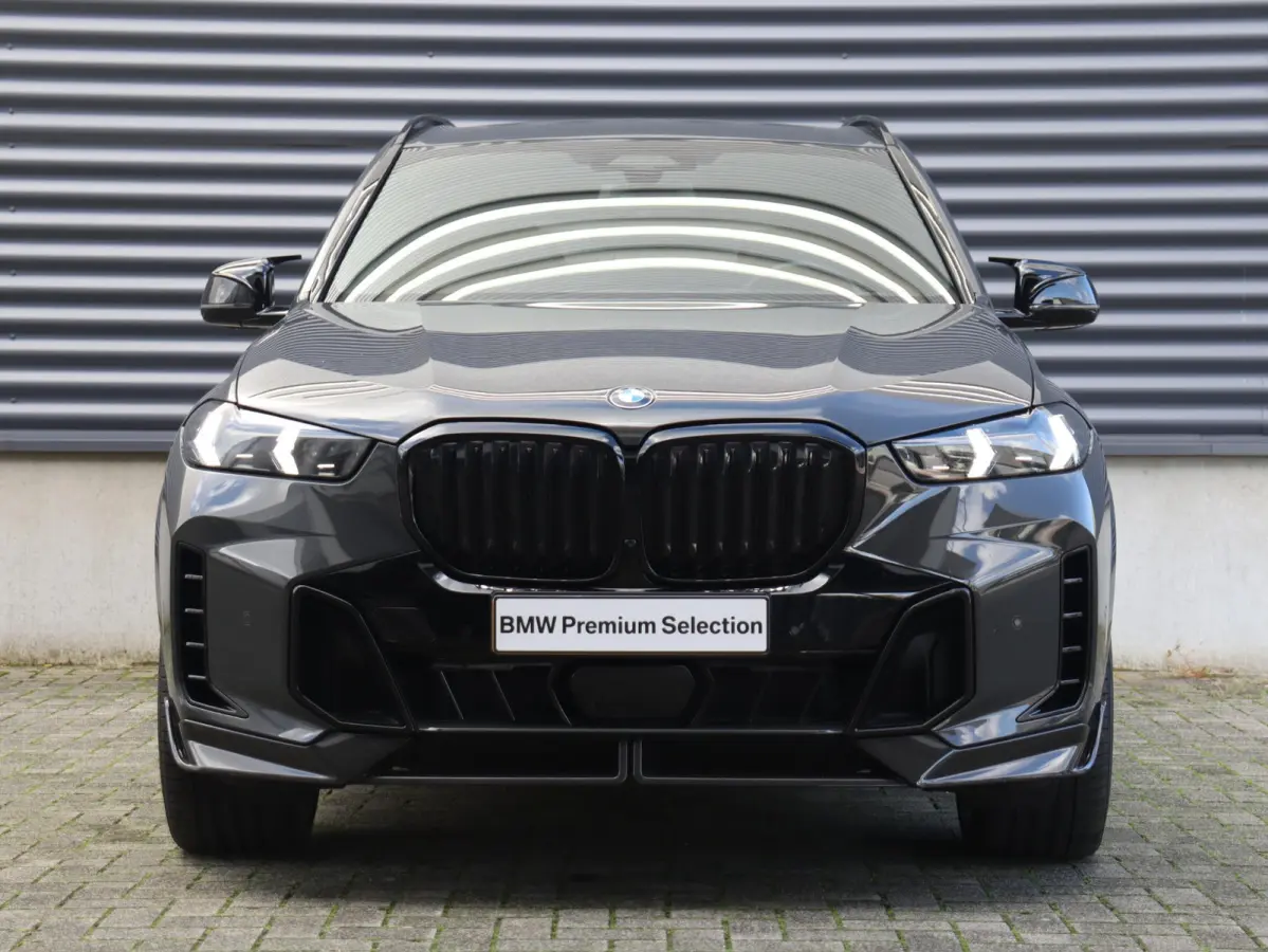 xDrive50e | SoH 100% | M Sportpakket Pro | Panodak | Trekhaak | Driving Assistant Prof. | M Multifunctionele Stoelen | Harman Kardon | Stoelmassage | Soft Close | M-Performance | 22'' LMV