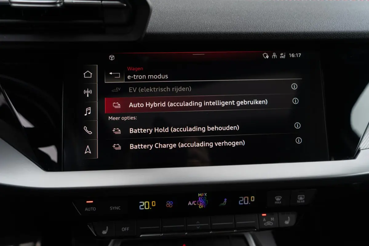 40 TFSI e S line | Pano | Rood stiksel | Alcantara | Cam
