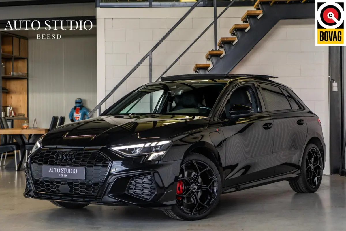 40 TFSI e S line | Pano | Rood stiksel | Alcantara | Cam