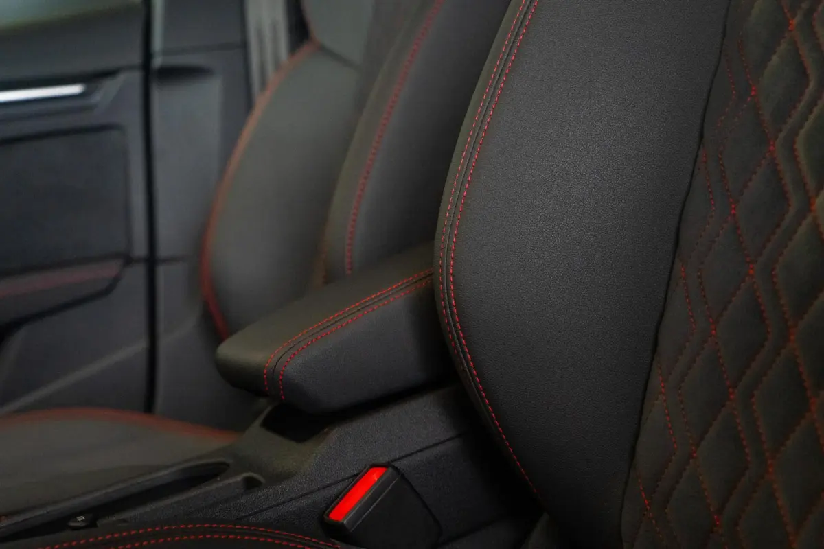 40 TFSI e S line | Pano | Rood stiksel | Alcantara | Cam