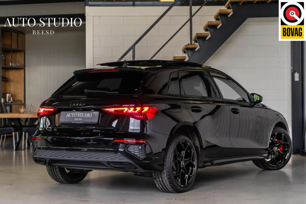 40 TFSI e S line | Pano | Rood stiksel | Alcantara | Cam