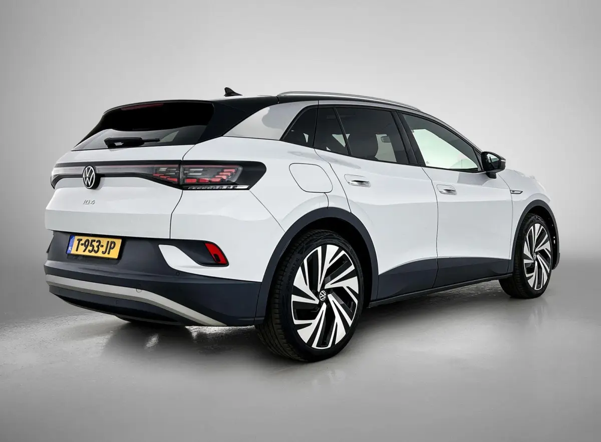 First Max 77 kWh | SoH ... | Panorama Dak | Ergo Stoelen (Memory) | Parkeercamera | Stoel en Stuurwielverwarming | Elektrische Kofferbak | Carplay / Android Auto | Navigatie