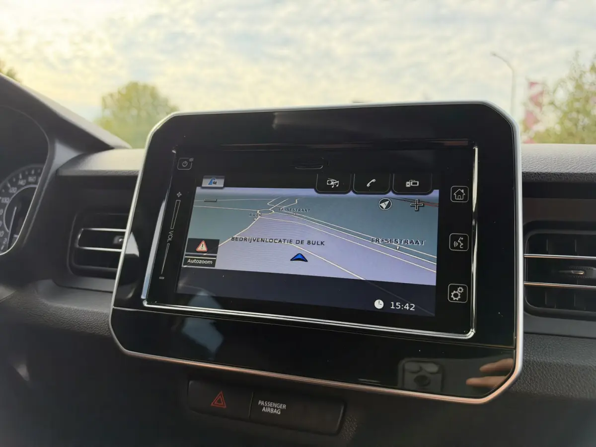 1.2 Smart Hybrid Select | Navigatie | Camera | 1e Eign.