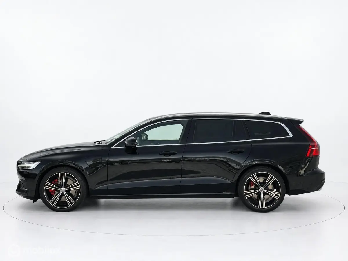 2.0 T8 Twin Engine AWD R-Design PANO|LED|LEDER|