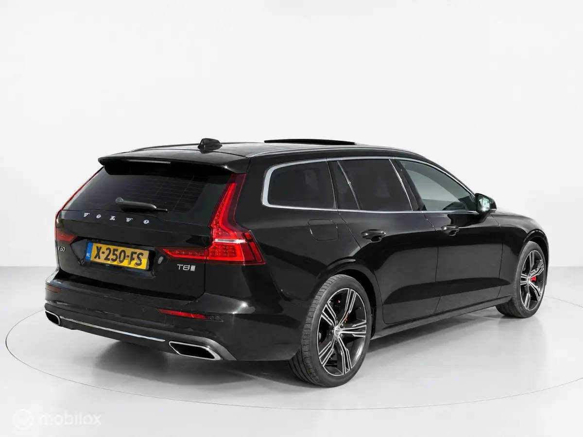 2.0 T8 Twin Engine AWD R-Design PANO|LED|LEDER|
