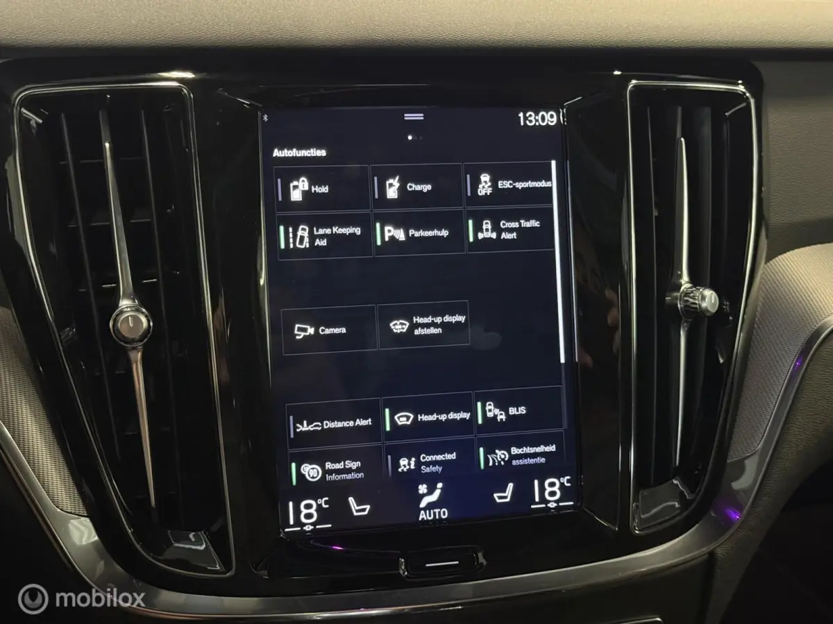 2.0 T8 Twin Engine AWD R-Design PANO|LED|LEDER|