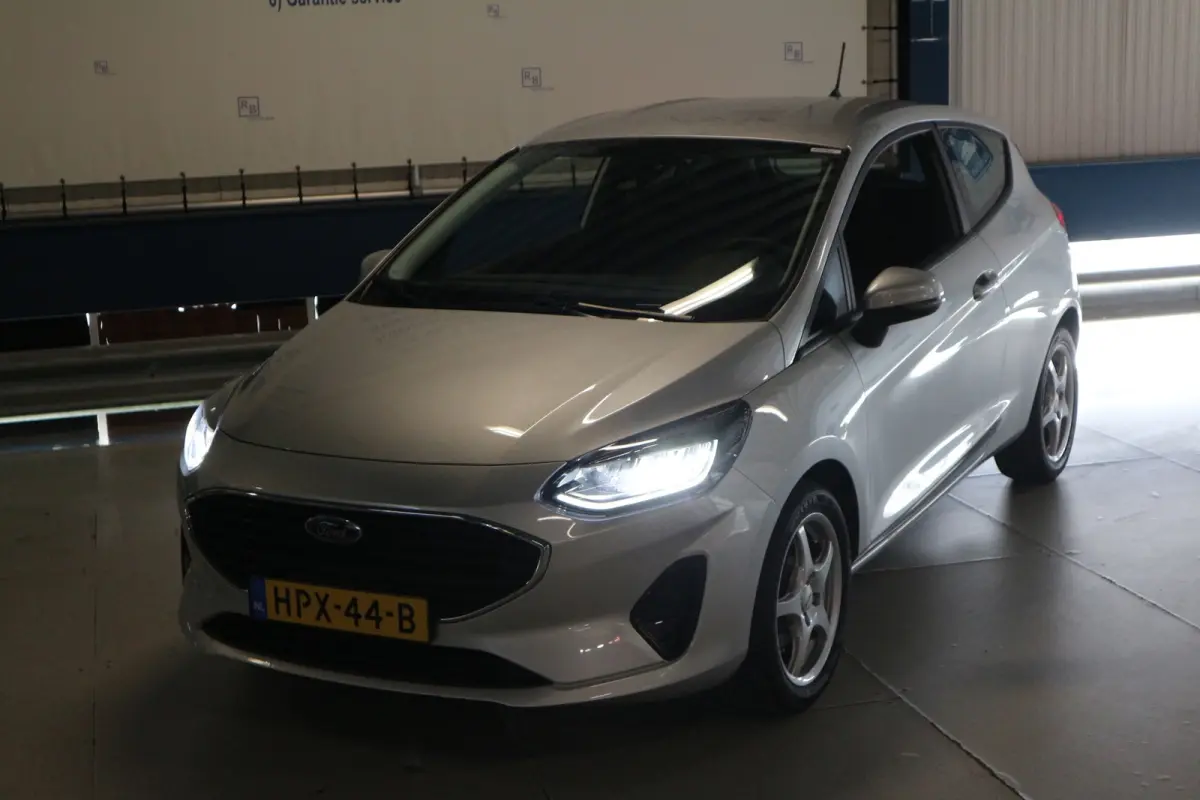 1.1 Connected / NIEUW MODEL / LED / VELG / NIEUWSTAAT ! ! !