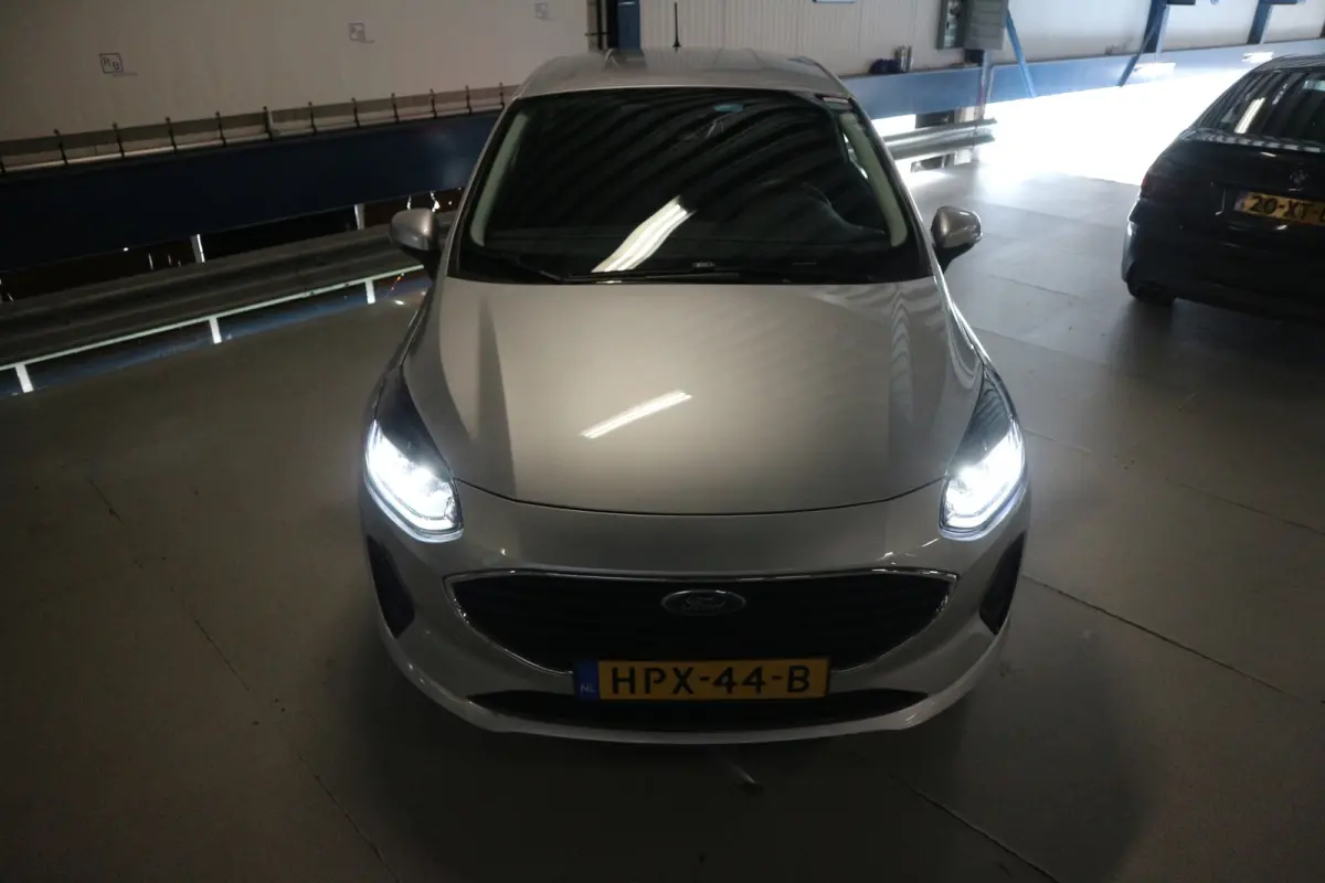 1.1 Connected / NIEUW MODEL / LED / VELG / NIEUWSTAAT ! ! !
