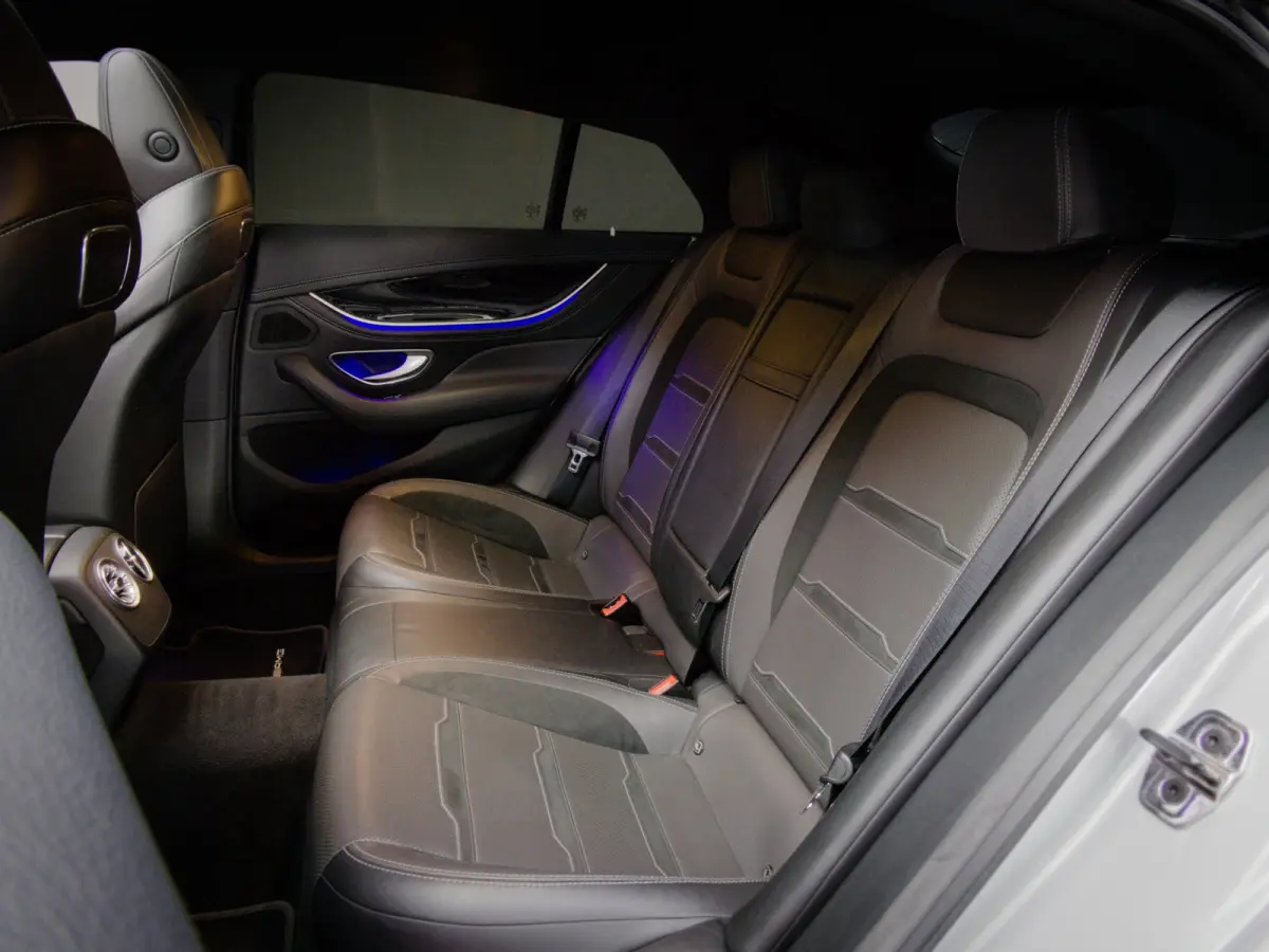 AMG 43 4MATIC+ (SPORTUITLAAT, PANO, APPLE CARPLAY/ANDROID AUTO, SFEERVERLICHTING, HEAD-UP, ACC)