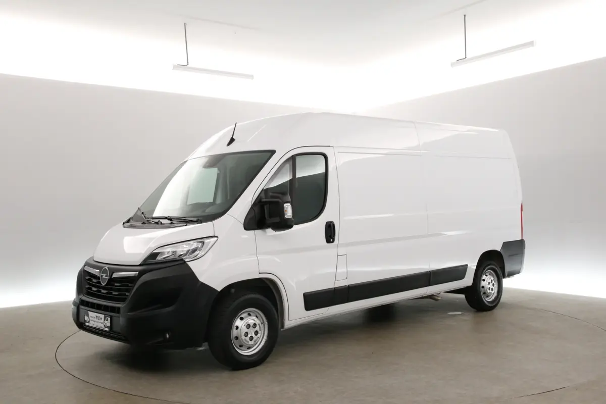 2.2 BlueHDI 140PK L3H2 | Clima | Camera | Carplay | Cruise | 3 Zits | Navi | Parkeersens.