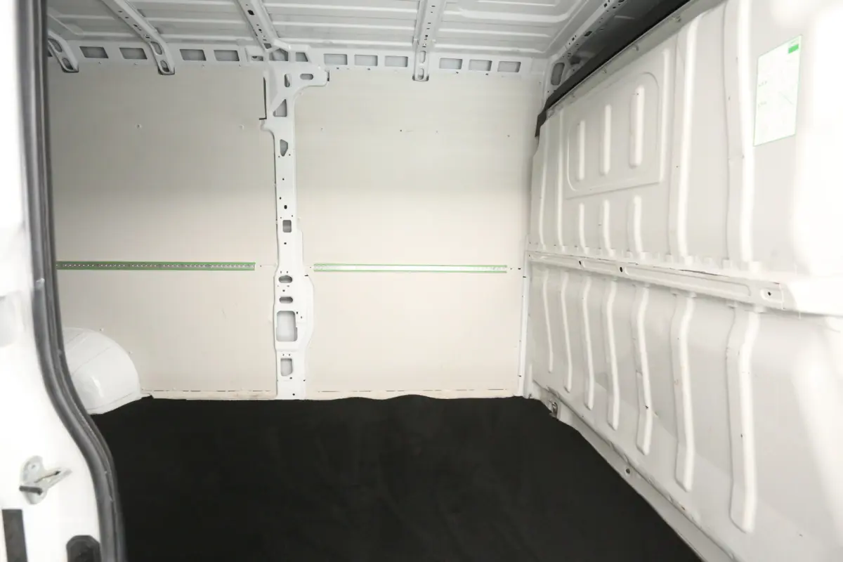 2.2 BlueHDI 140PK L3H2 | Clima | Camera | Carplay | Cruise | 3 Zits | Navi | Parkeersens.