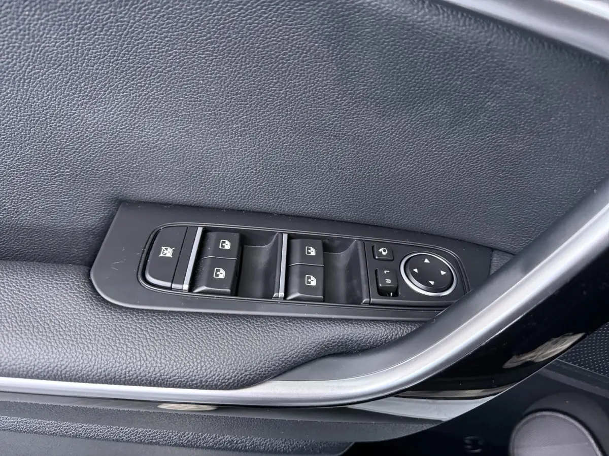 1.6 GDI PHEV Spirit | Navigatie |