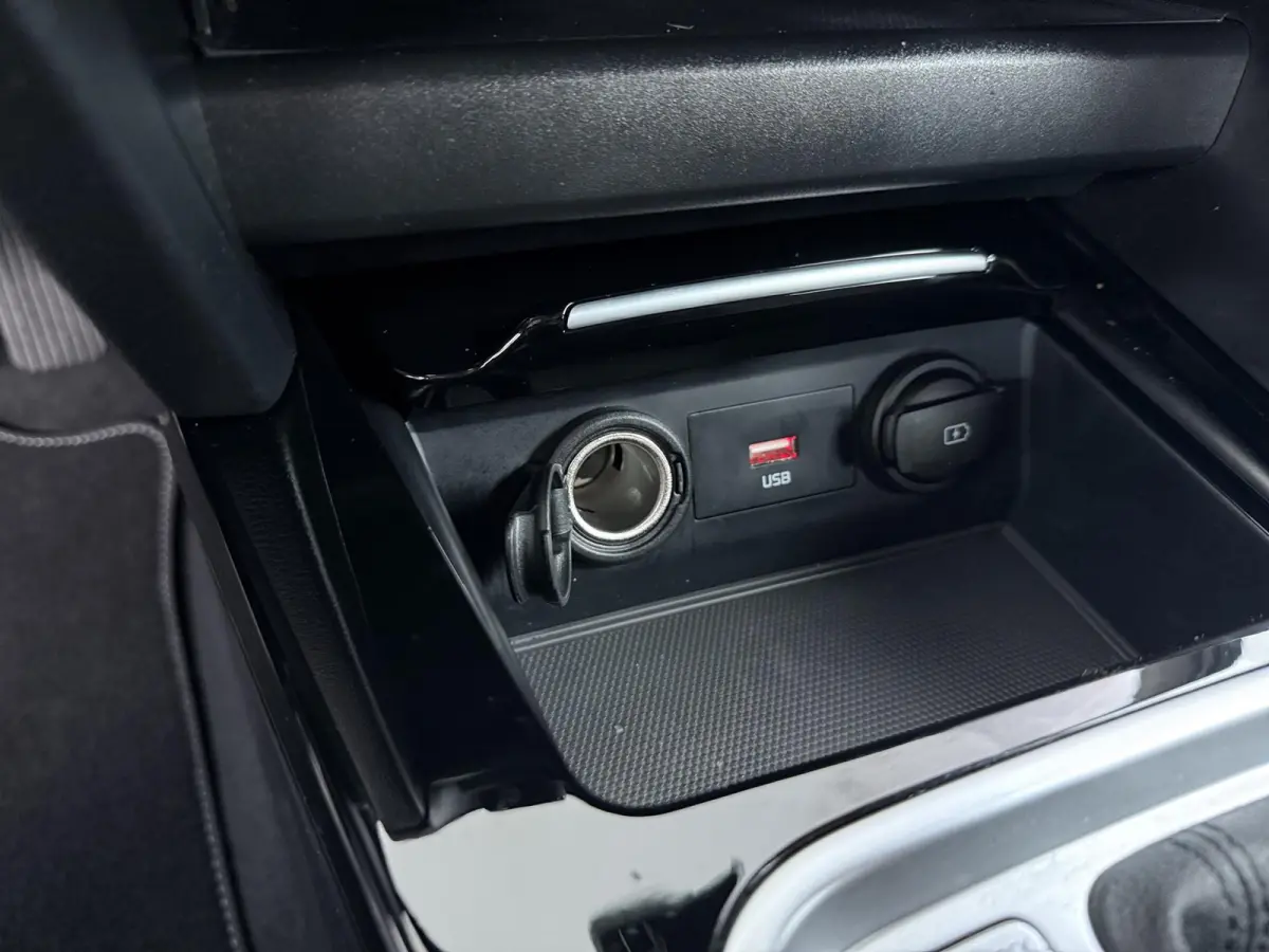 1.6 GDI PHEV Spirit | Navigatie |