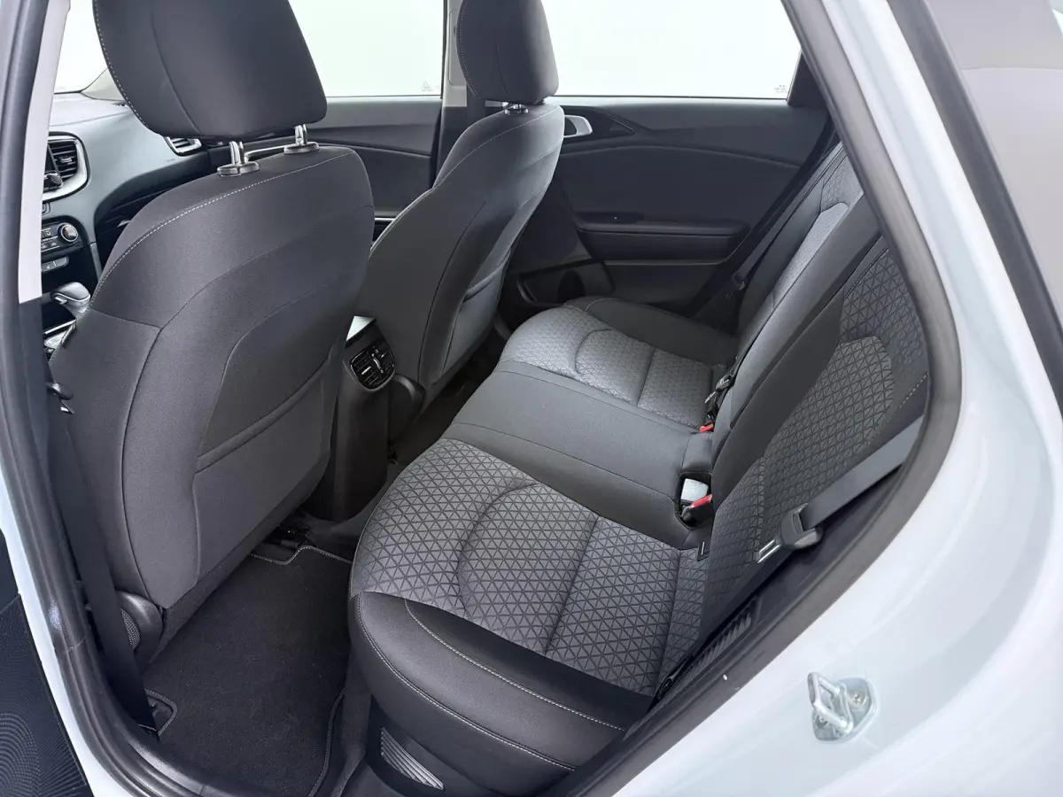1.6 GDI PHEV Spirit | Navigatie |
