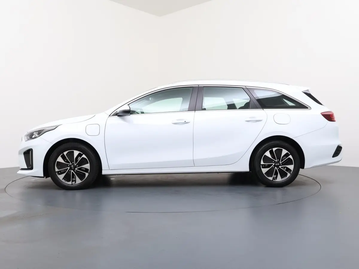 1.6 GDI PHEV Spirit | Navigatie |