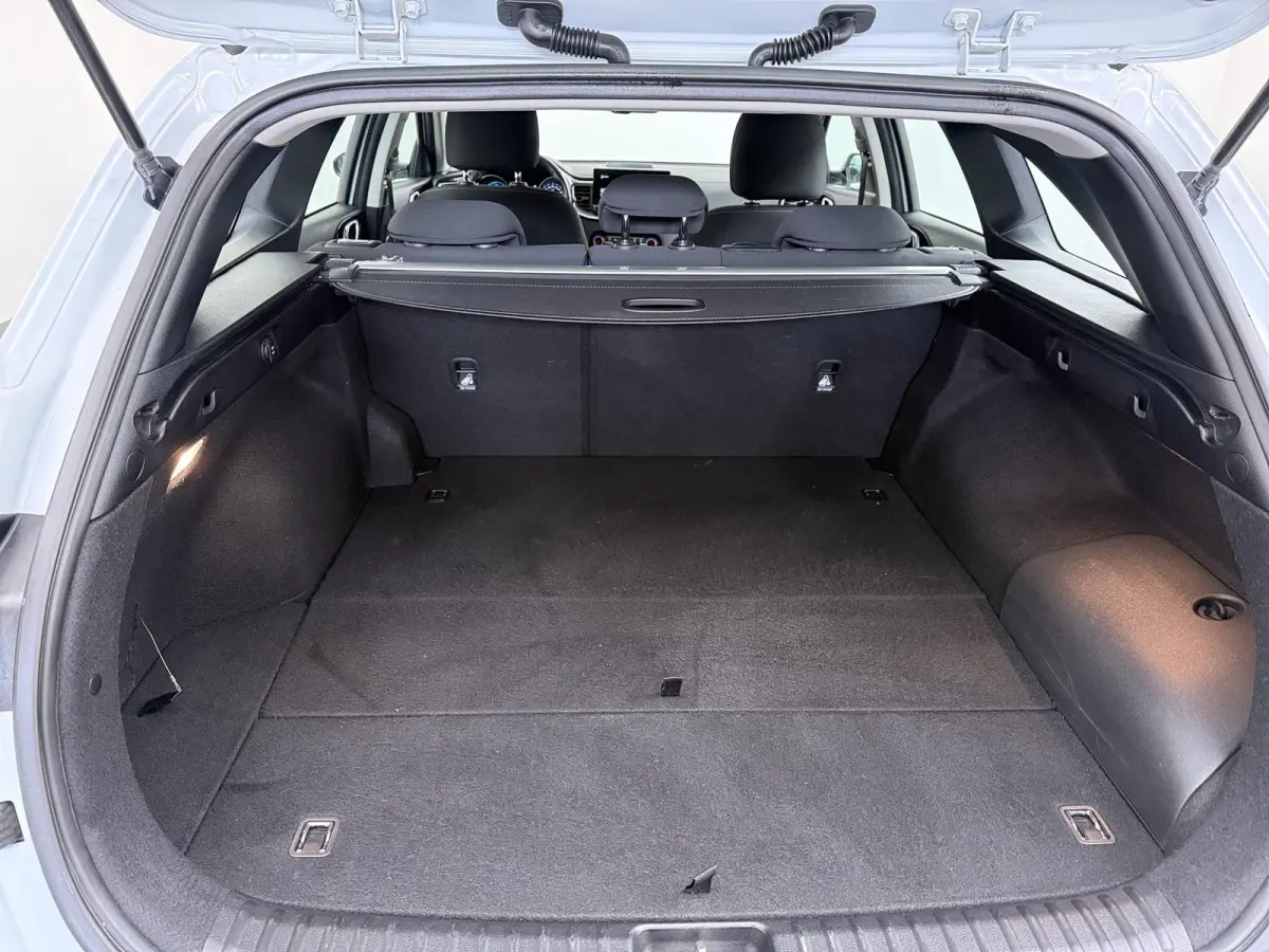 1.6 GDI PHEV Spirit | Navigatie |