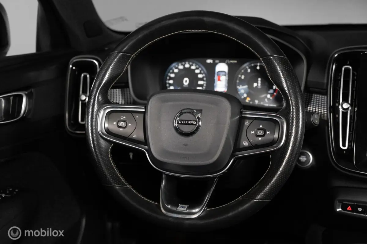 1.5 T3 R-Design PANO|LEDER|LED|CAMERA|CARPLAY|