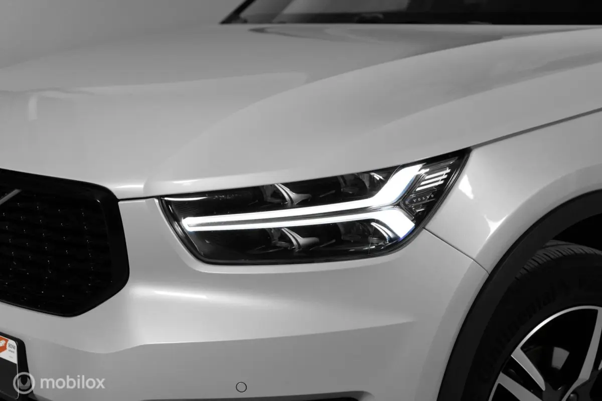 1.5 T3 R-Design PANO|LEDER|LED|CAMERA|CARPLAY|